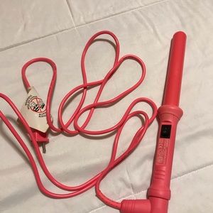 Amika curling wand (for hair), pink